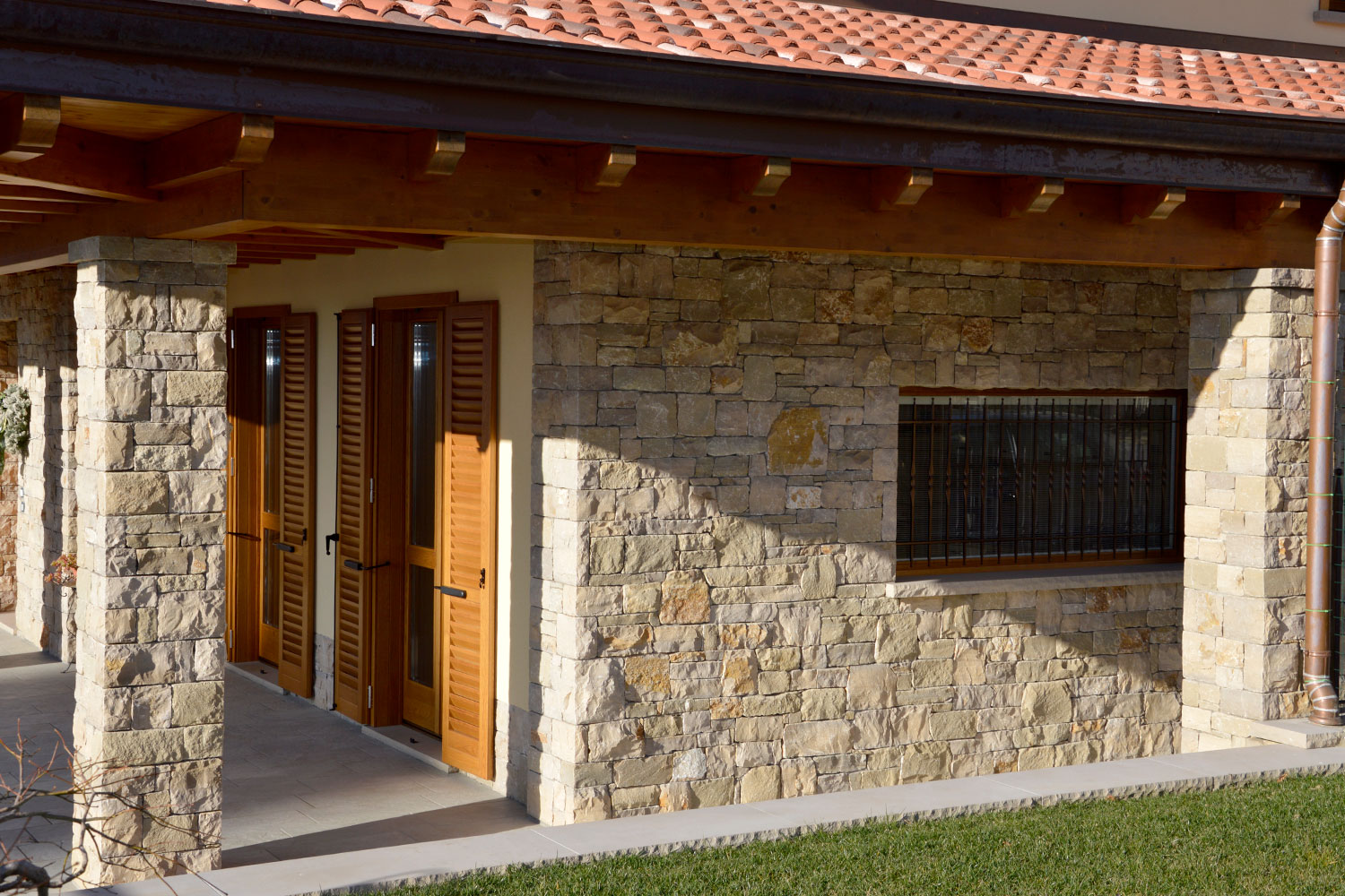 villa-abitazione-massello-semisecco-pietra-credaro